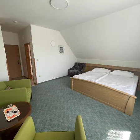 Haus Elfriede Guest house Buk