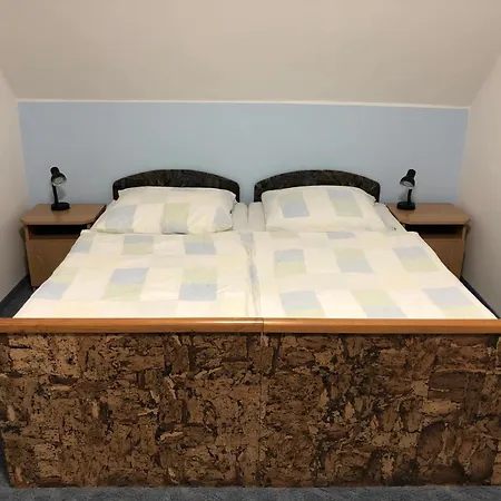 Haus Elfriede Guest house Buk