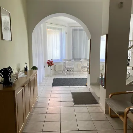 Haus Elfriede Guest house Buk